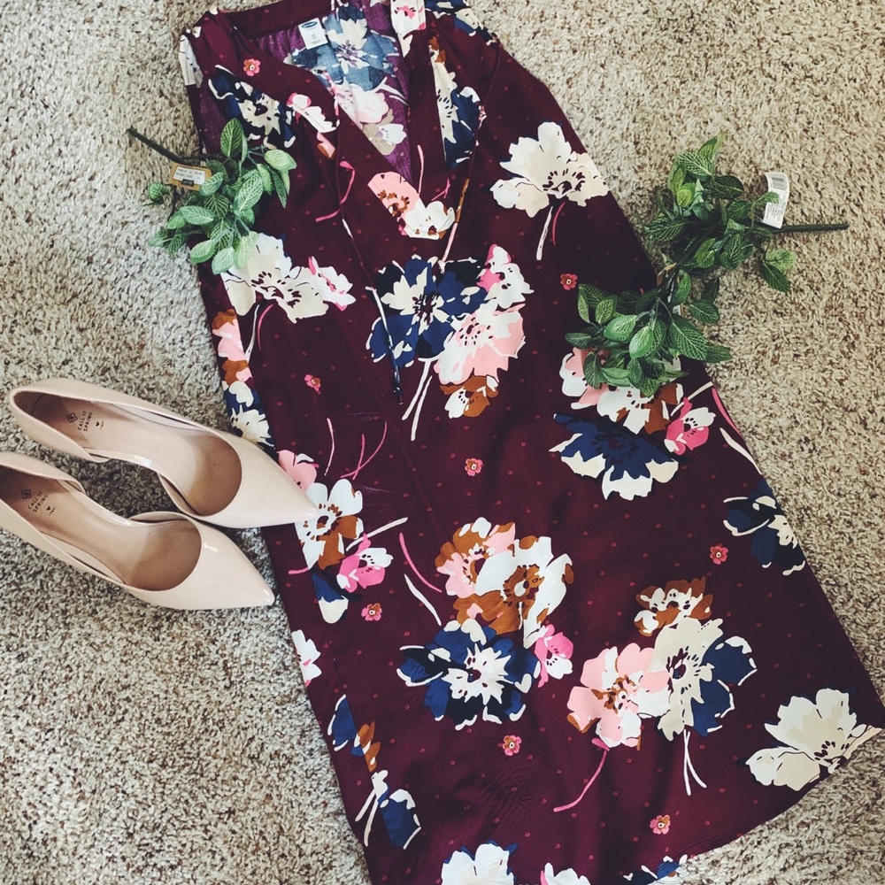 Old Navy Maroon Dress